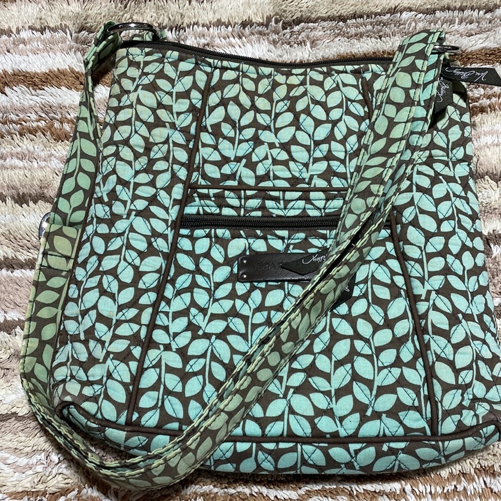 Vera Bradley Crossbody Hipster Shower Vines​​​ - Picture 11 of 12
